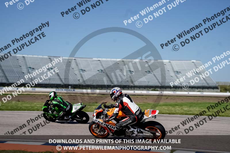 Rockingham no limits trackday;enduro digital images;event digital images;eventdigitalimages;no limits trackdays;peter wileman photography;racing digital images;rockingham raceway northamptonshire;rockingham trackday photographs;trackday digital images;trackday photos